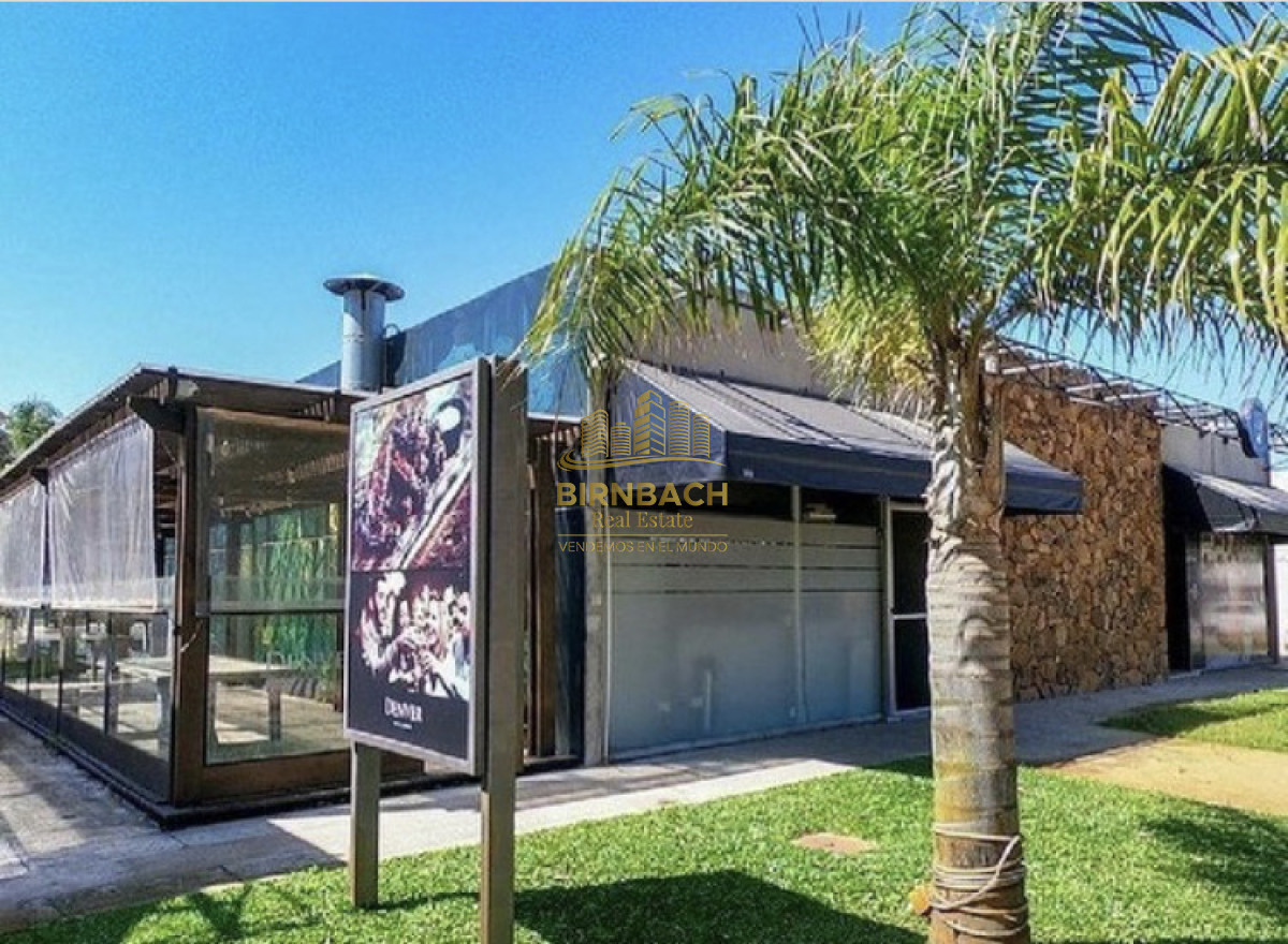 Local Comercial ID.8 - Local Comercial 99 m2 amplio deck en Punta Ballena Alquiler