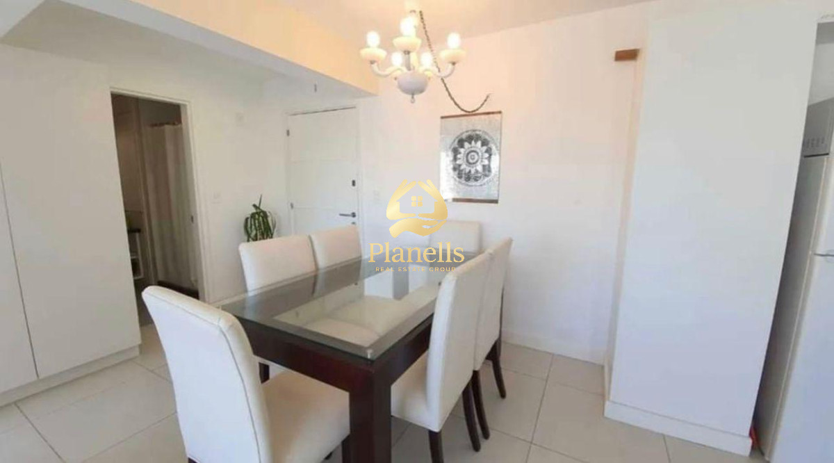 VENTA con renta actual dos dormitorios Lux Tower piso alto 3