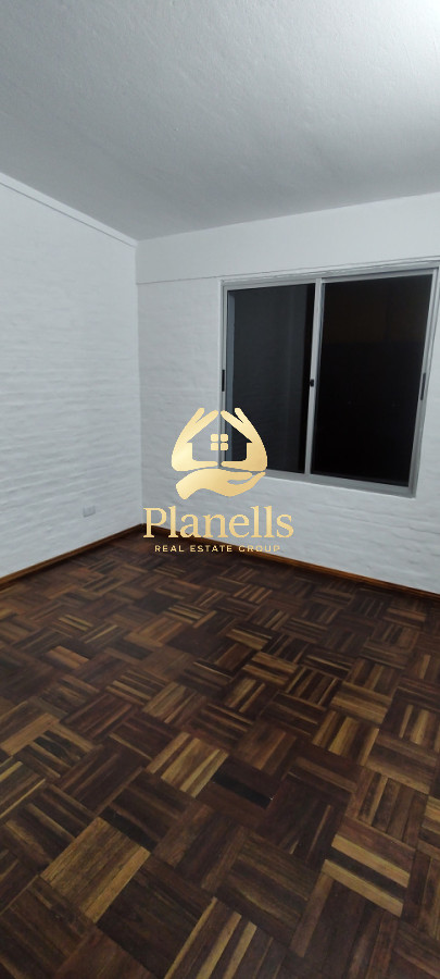 Apartamento ID.4353 - ALQUILER ANUAL AMPLIA CASA DE 4 DORMITORIOS DOS BAÑOS