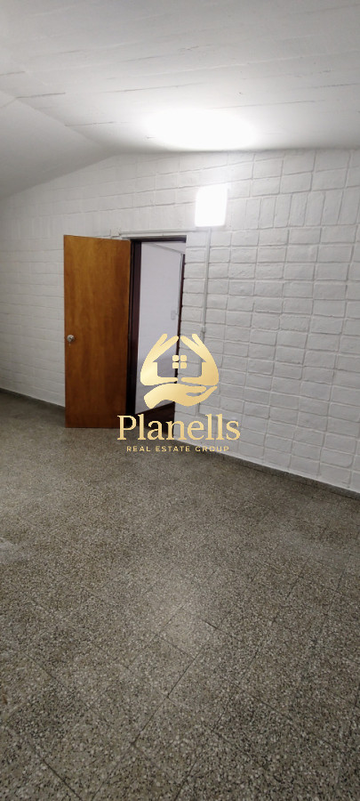 Apartamento ID.4353 - ALQUILER ANUAL AMPLIA CASA DE 4 DORMITORIOS DOS BAÑOS
