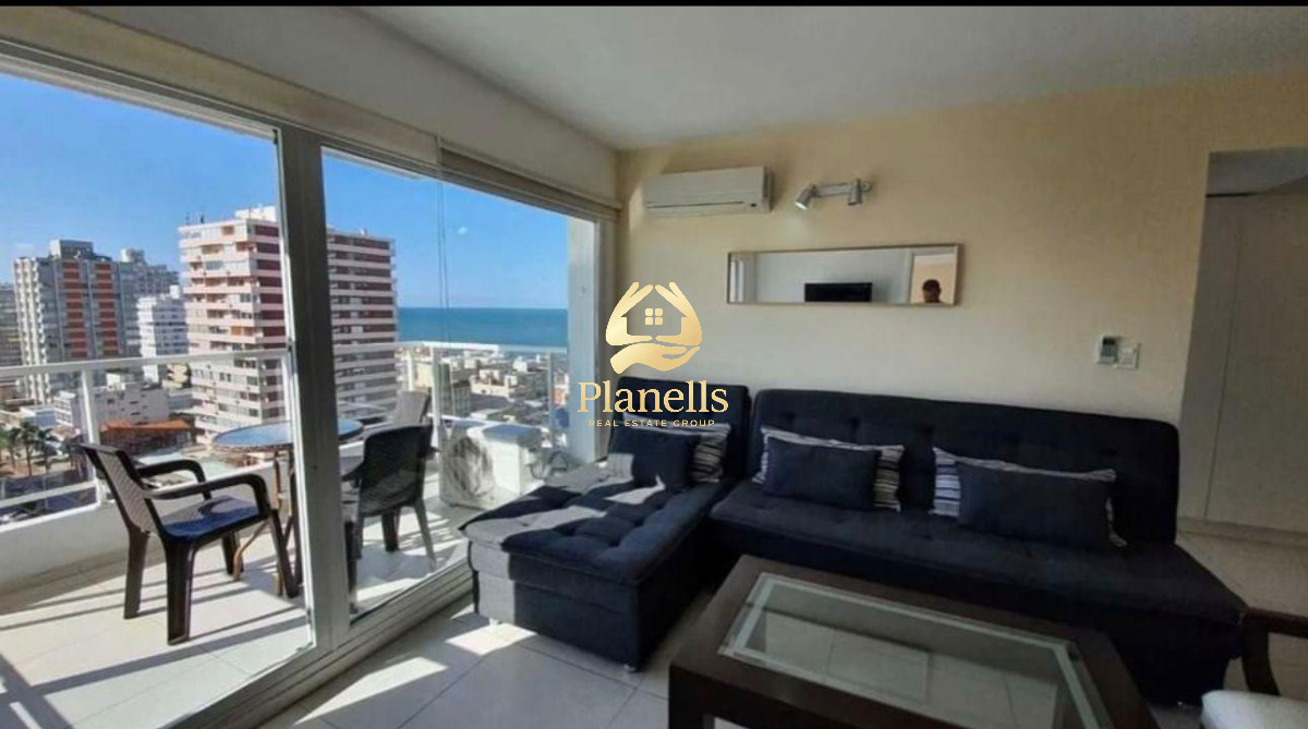 VENTA con renta actual dos dormitorios Lux Tower piso alto 4
