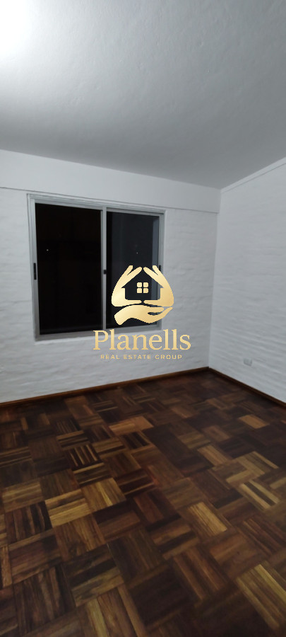 Apartamento ID.4353 - ALQUILER ANUAL AMPLIA CASA DE 4 DORMITORIOS DOS BAÑOS