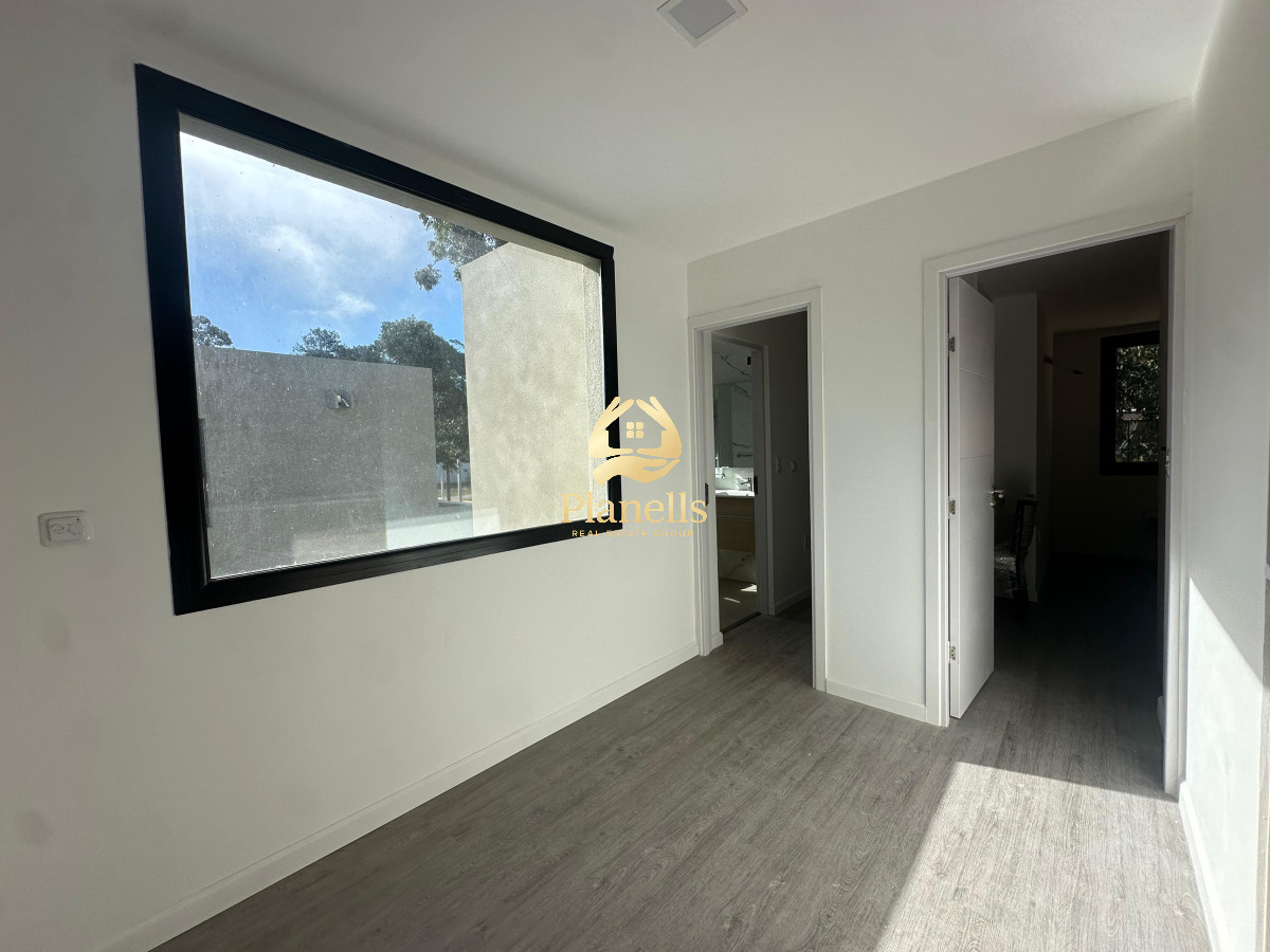 Casa ID.2850 - Alquiler anual a estrenar dentro de Solanas 4 suites con piscina privada equipada totalmente