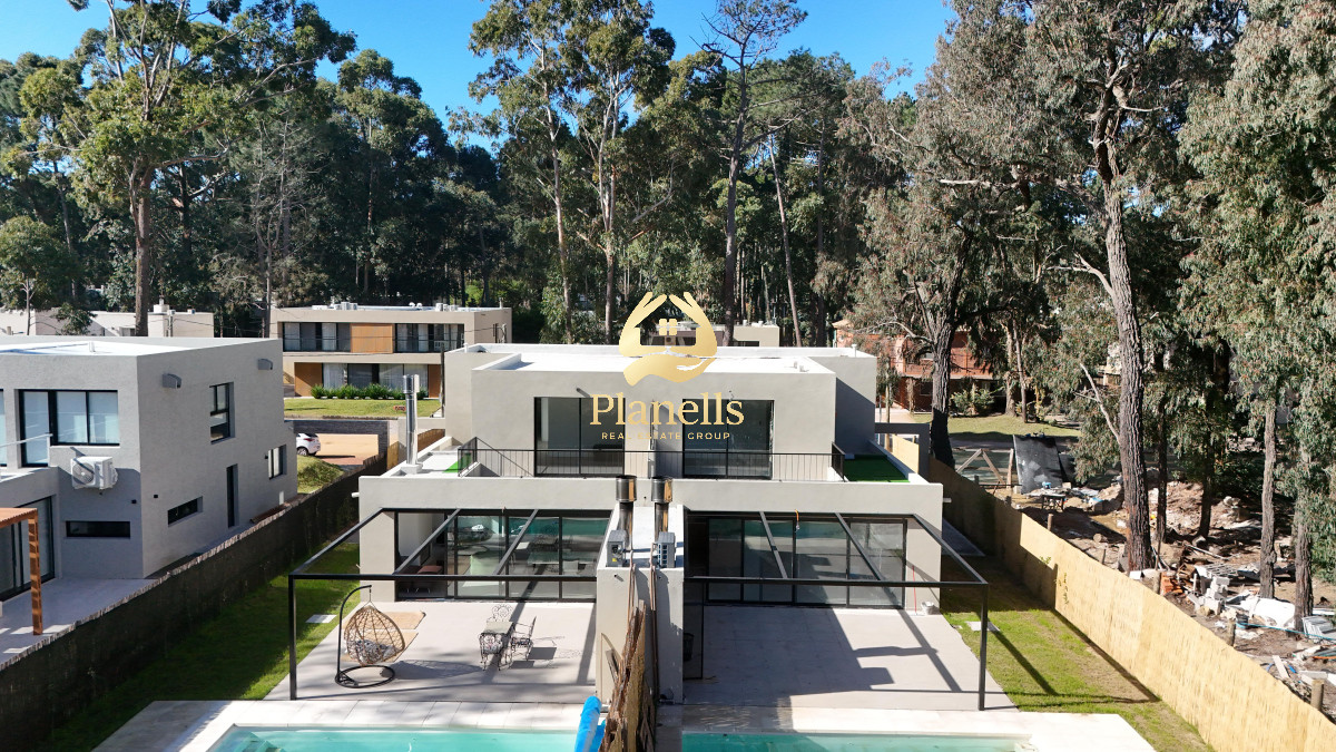 Casa ID.2850 - Alquiler anual a estrenar dentro de Solanas 4 suites con piscina privada equipada totalmente