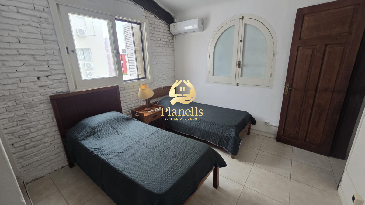 Casa ID.3852 - En venta Casa y Local comercial