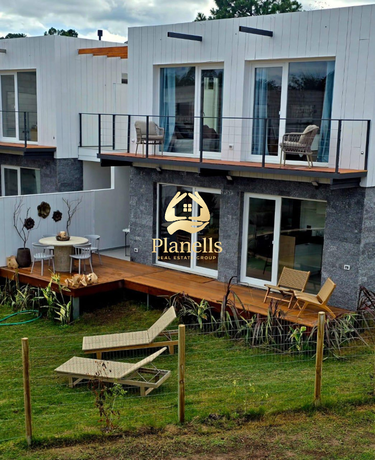 Casa ID.2311 - Venta espectacular casas en complejo en la Barra Punta del Este 