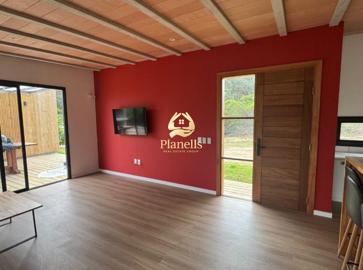 Casa ID.1375 - Â¡Se vende espectacular casa a estrenar! de tres dormitorios, en Club del Lago, Punta Ballena  