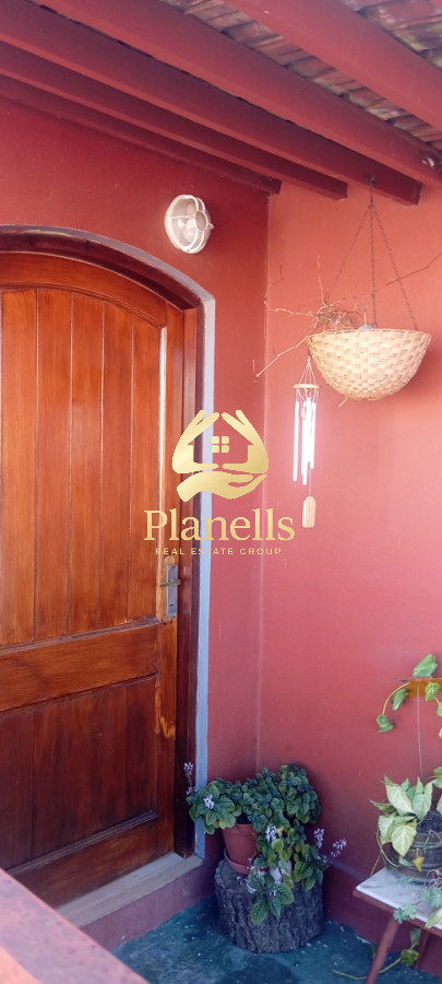 Casa ID.4355 - Casa 2 dormitorios + mono ambiente + local - En venta - San Carlos