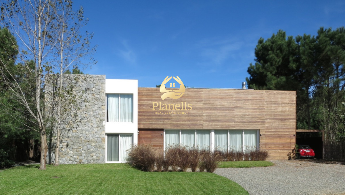 Casa ID.4444 - Casa en alquiler. PUNTA DEL ESTE 