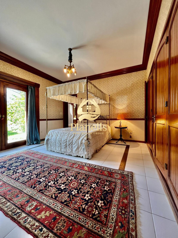 Casa ID.4613 - Alquiler Temporal, 10 Dormitorios, Pileta, Beverly Hills, Punta del Este, Uruguay
