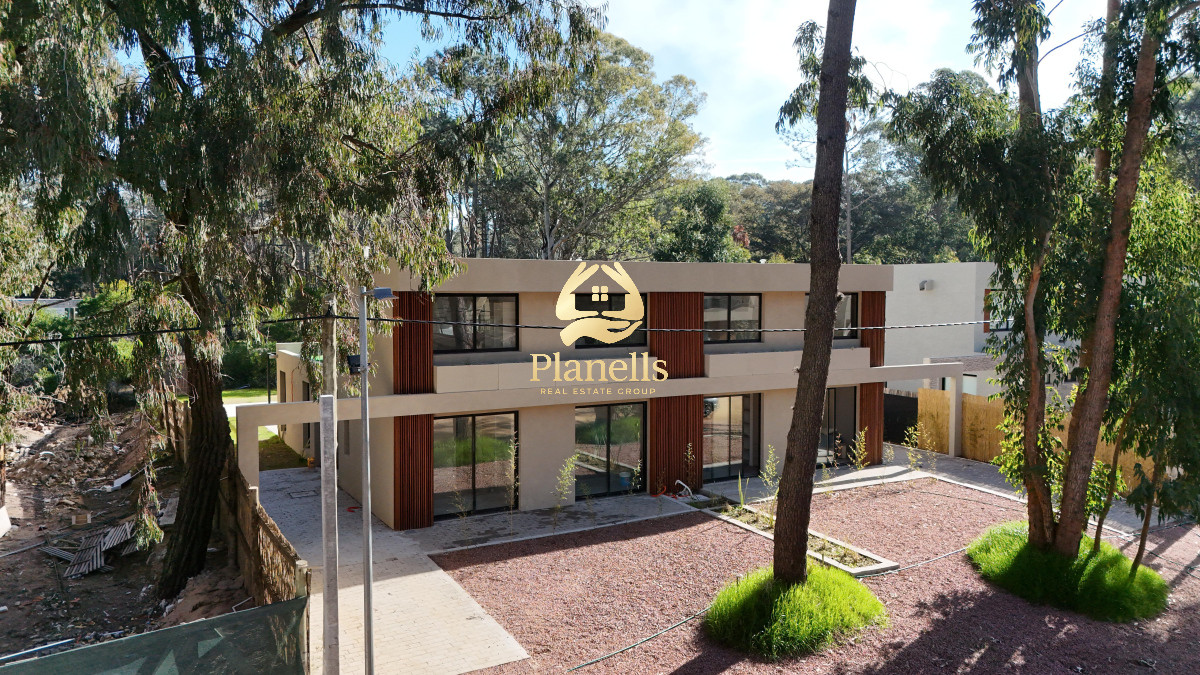 Casa ID.2849 - Alquiler  casa  4 suites espectaculares a estrenar equipadas en Solanas 