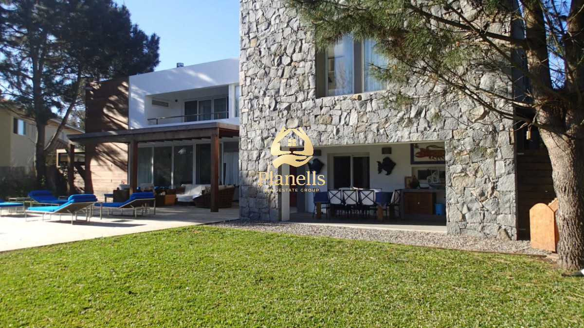 Casa ID.4444 - Casa en alquiler. PUNTA DEL ESTE 
