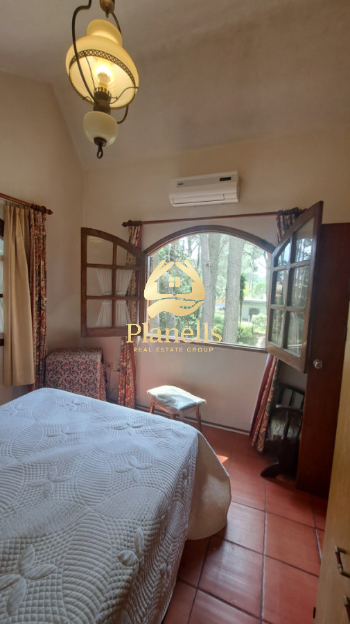 Casa ID.4048 - Alquiler y venta gran casa zona Pinares