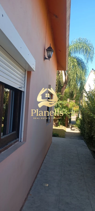 Casa ID.4355 - Casa 2 dormitorios + mono ambiente + local - En venta - San Carlos