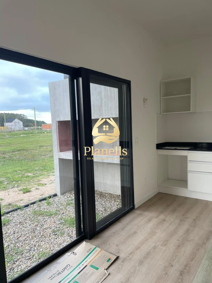 Casa ID.2344 - Venta de casas CON RENTA  zona Luisch Miradores dos dormitorios