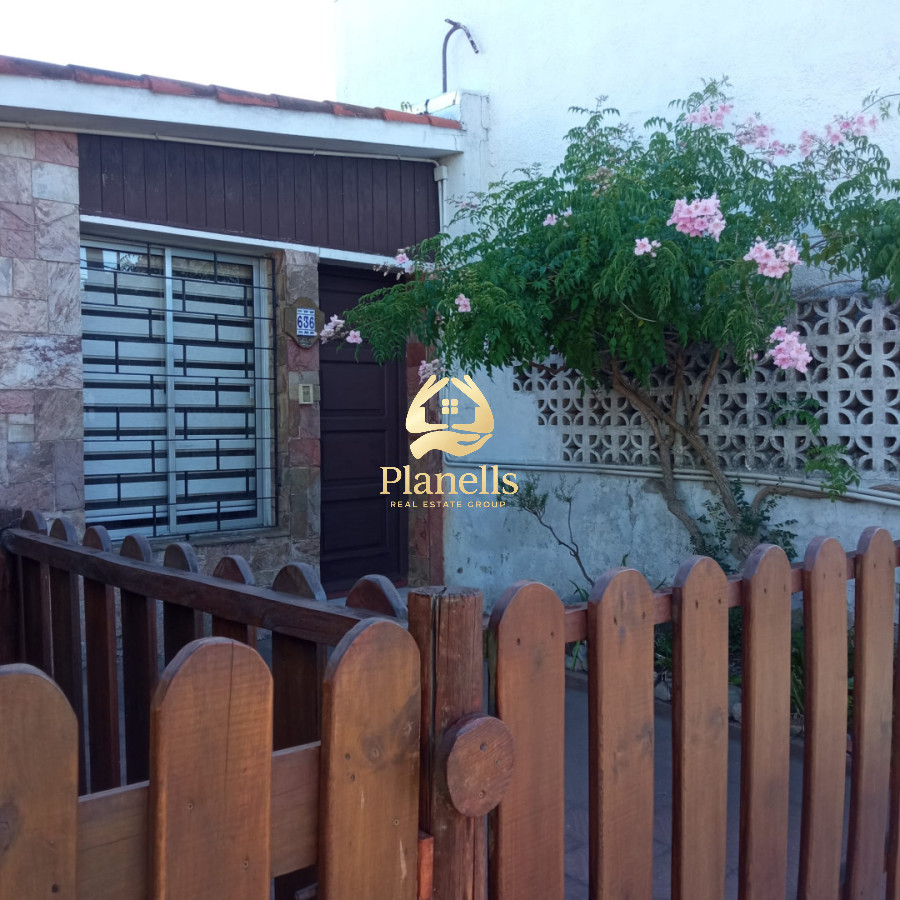 Excelente casa en el centro de Maldonado mas apartamento con entrada independiente 2