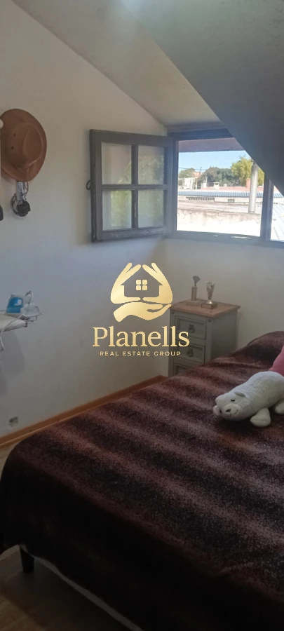 Casa ID.4355 - Casa 2 dormitorios + mono ambiente + local - En venta - San Carlos