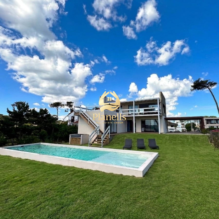 Exclusiva residencia frente al mar - Chihuahua , Punta Ballena 1