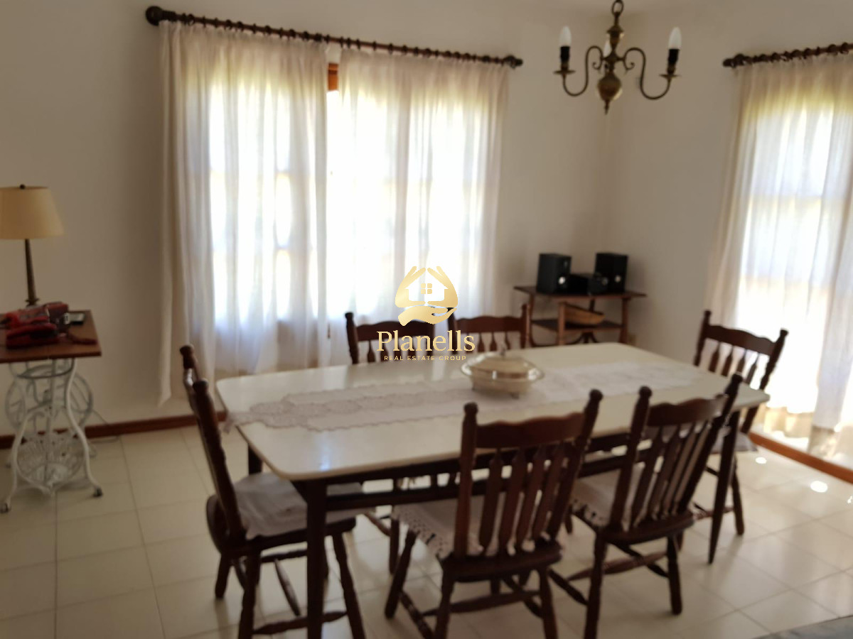 Alquiler anual gran casa zona El Chorro a 100 mtrs del mar 1