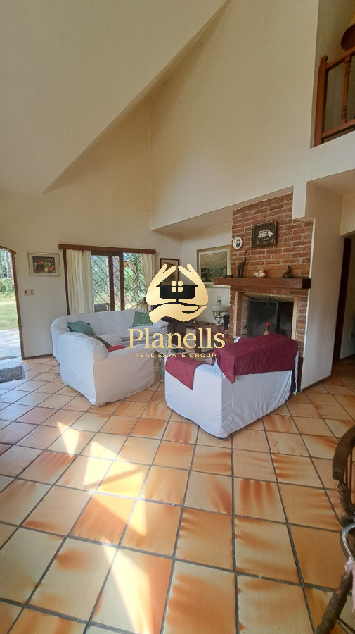 Casa ID.4048 - Alquiler y venta gran casa zona Pinares