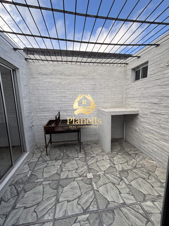 Casa ID.4451 - Alquiler anual dos dormitorios 