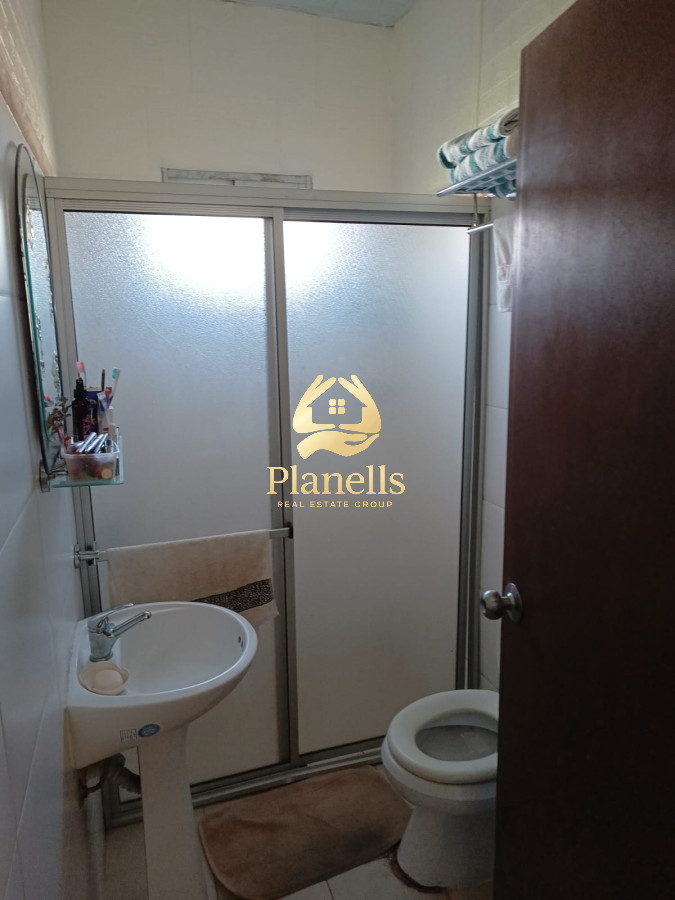 Se vende casa en Exclusividad 9