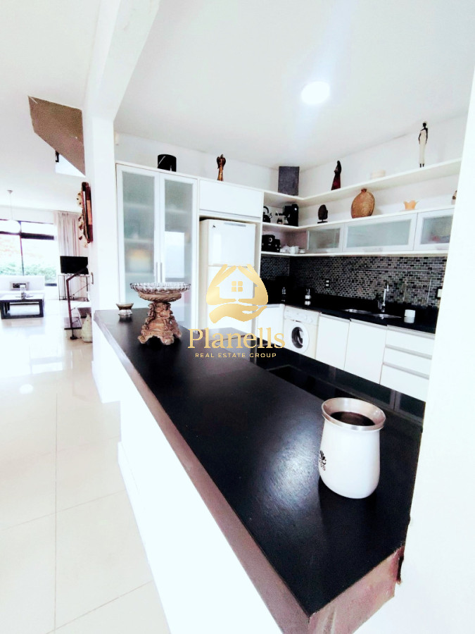 Casa ID.4454 - Alquiler Anual Casa, 4 Dormitorios, El Tesoro, La Barra, Punta del Este, Maldonado, Uruguay