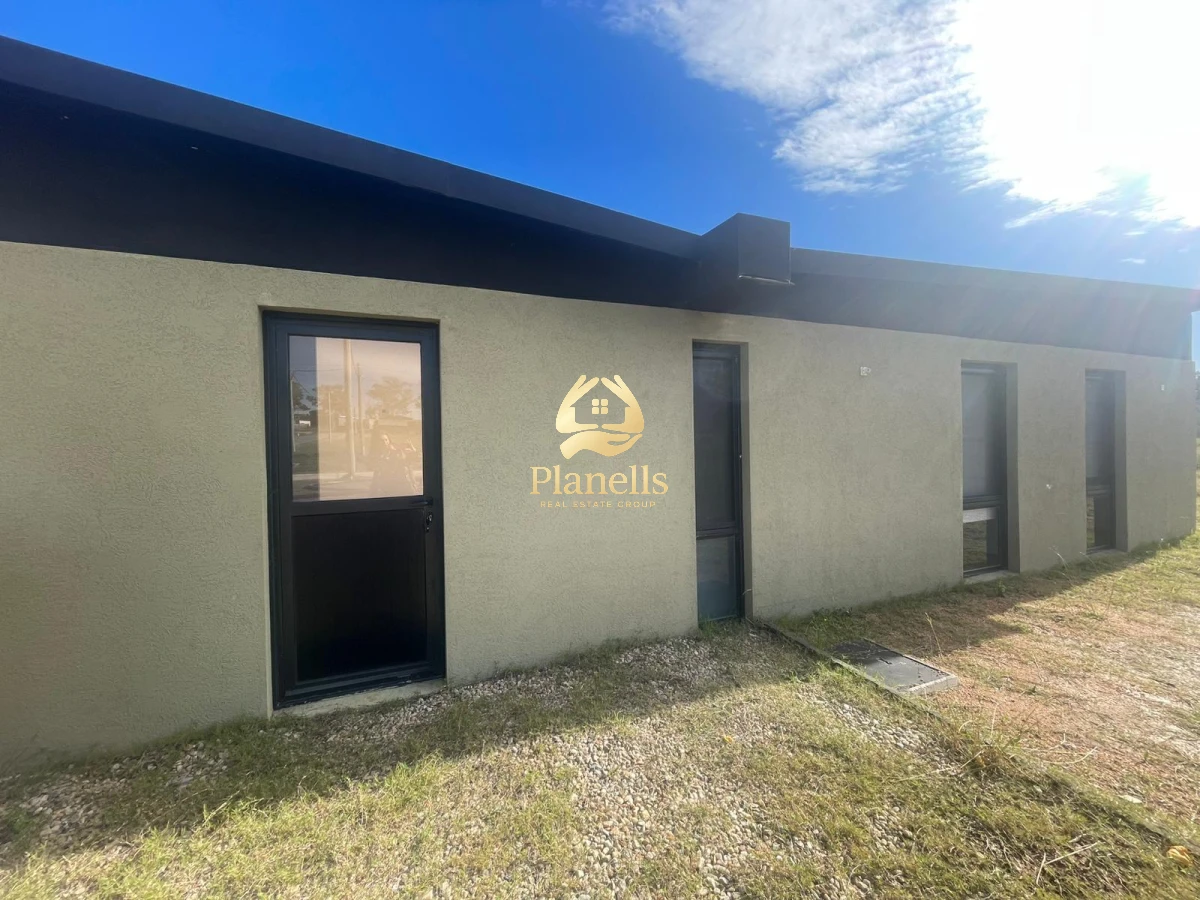 Casa ID.2344 - Venta de casas CON RENTA  zona Luisch Miradores dos dormitorios