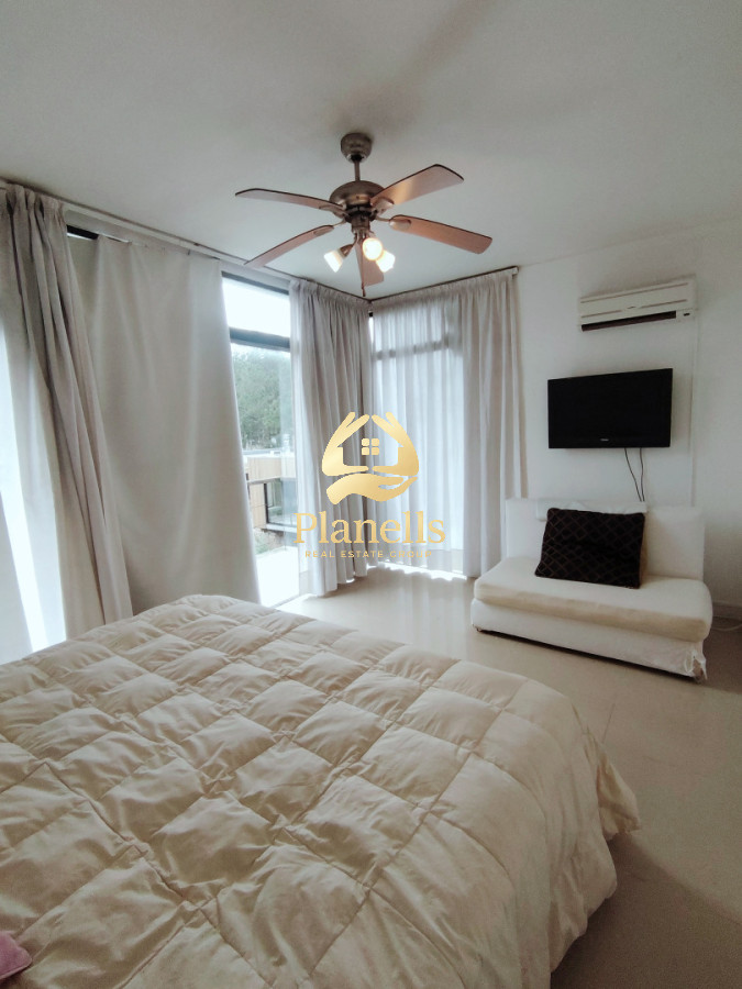 Casa ID.4454 - Alquiler Anual Casa, 4 Dormitorios, El Tesoro, La Barra, Punta del Este, Maldonado, Uruguay