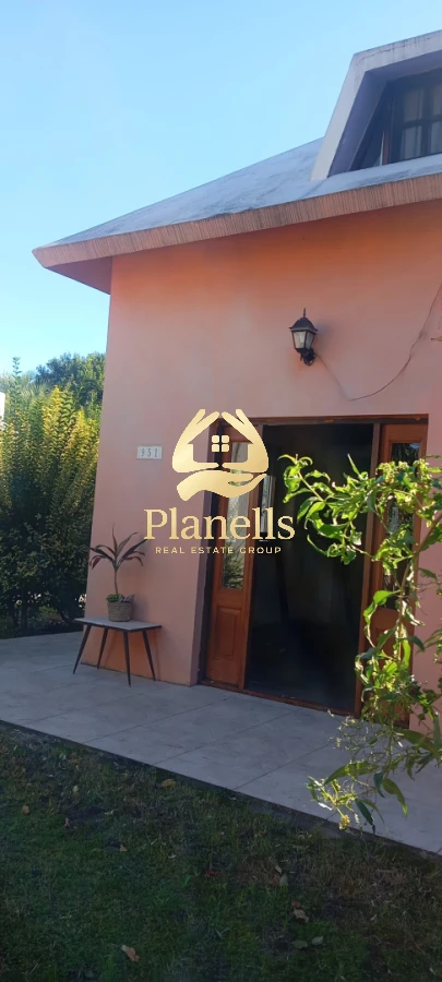 Casa ID.4355 - Casa 2 dormitorios + mono ambiente + local - En venta - San Carlos