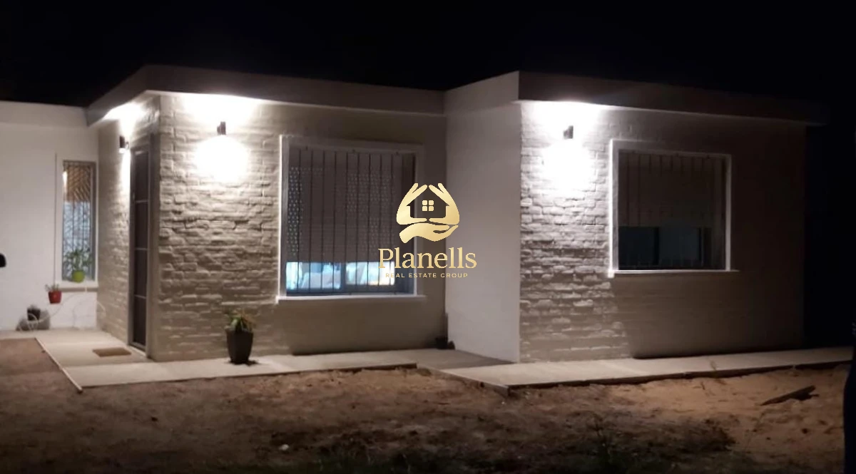 CASA A ESTRENAR EN BARRIO 4 H PH MALDONADO 1