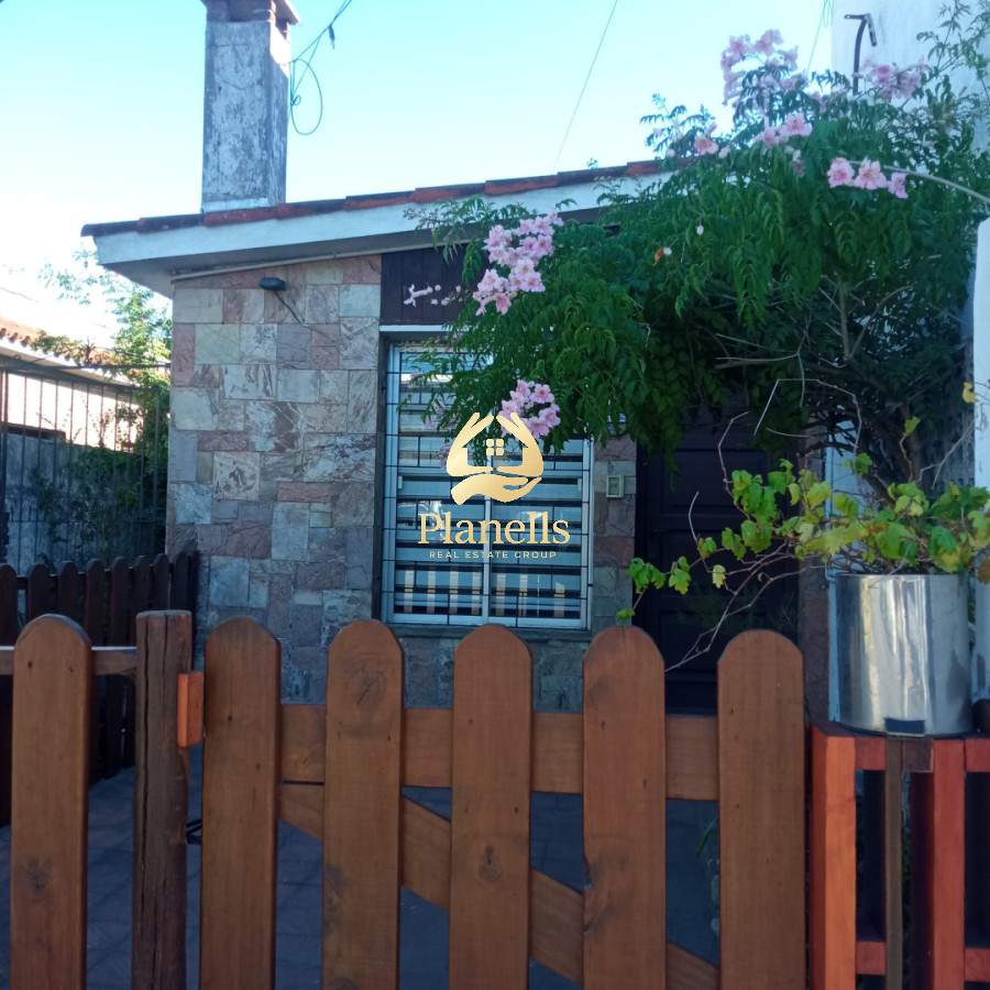 Excelente casa en el centro de Maldonado mas apartamento con entrada independiente 1