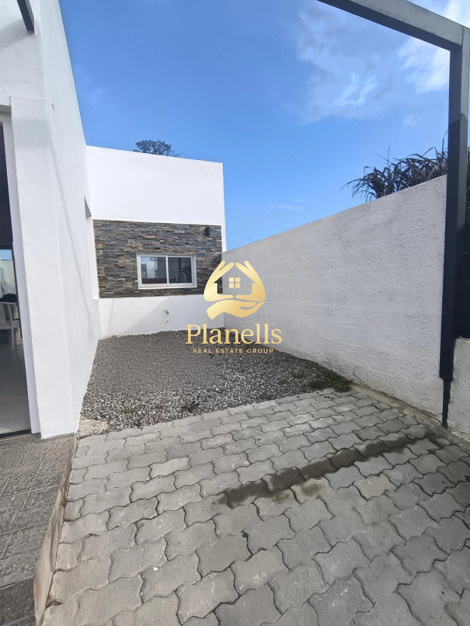 Casa ID.4464 - Casa a estrenar - Barrio 4 H