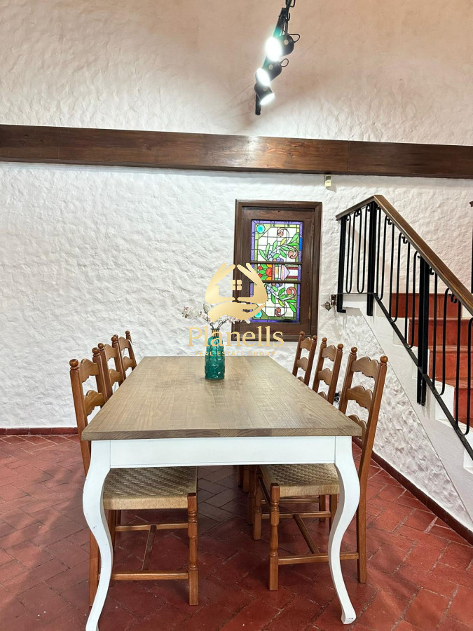 Alquiler anual Chalet sobre Avenida España 4