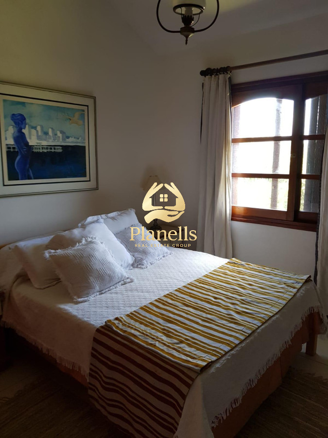 Alquiler anual gran casa zona El Chorro a 100 mtrs del mar 7