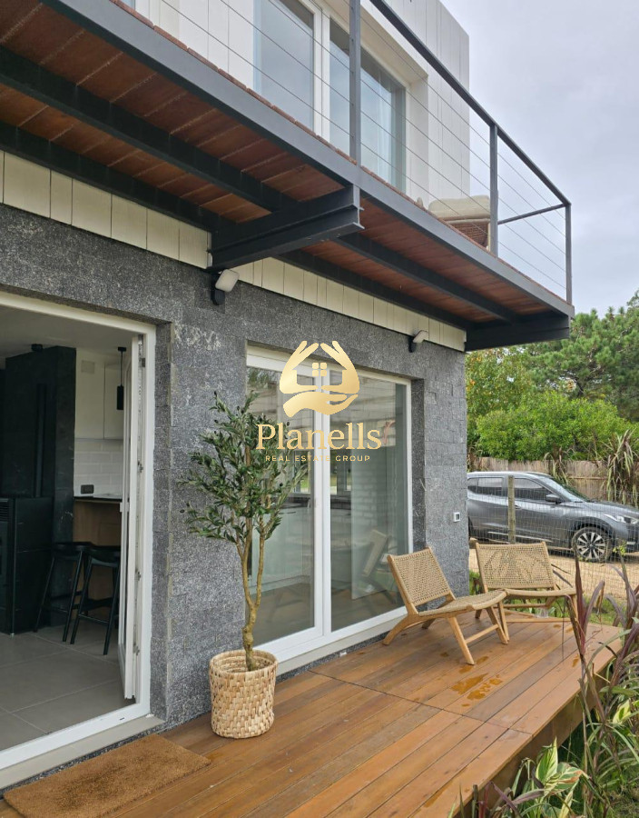 Venta espectacular casas en complejo en la Barra Punta del Este 8