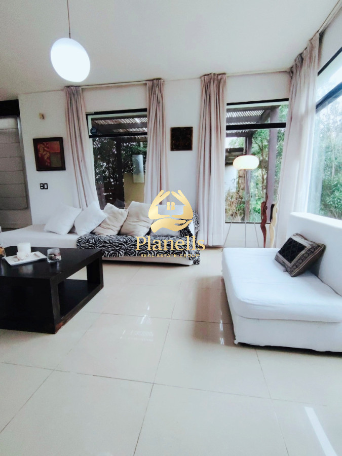 Casa ID.4454 - Alquiler Anual Casa, 4 Dormitorios, El Tesoro, La Barra, Punta del Este, Maldonado, Uruguay
