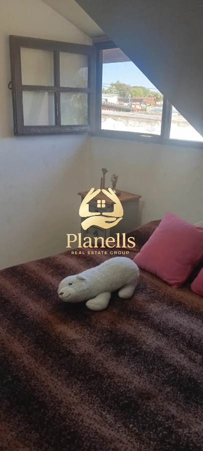 Casa ID.4355 - Casa 2 dormitorios + mono ambiente + local - En venta - San Carlos