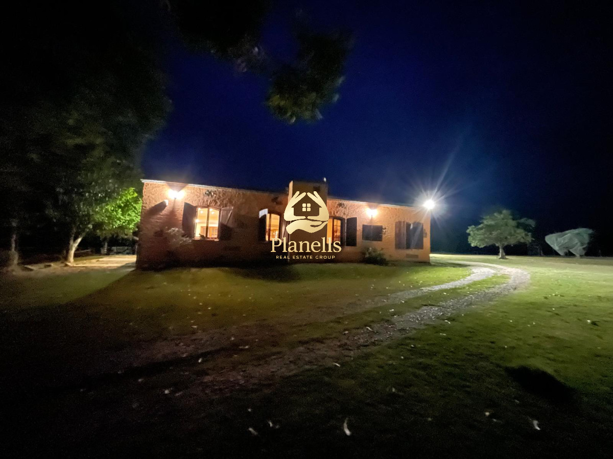 Chacra ID.2595 - Venta de Chacra de 6 Ha con 2 casas  en Zanja de Chavez 