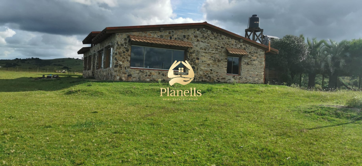 Campo Ref.2741 - Venta de casa de piedra y campo de 33 HA