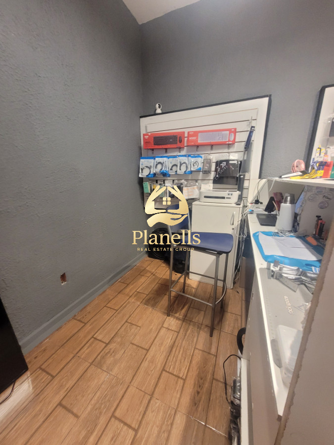 Local Comercial ID.4604 - Venta de llave con existencia casa de celulares 