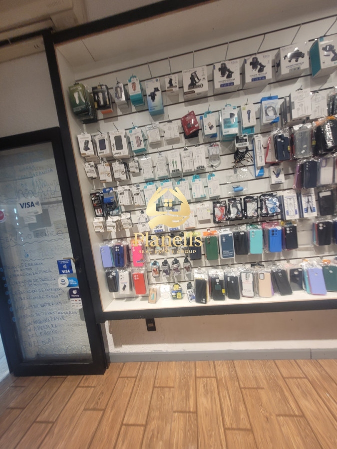 Local Comercial ID.4604 - Venta de llave con existencia casa de celulares 