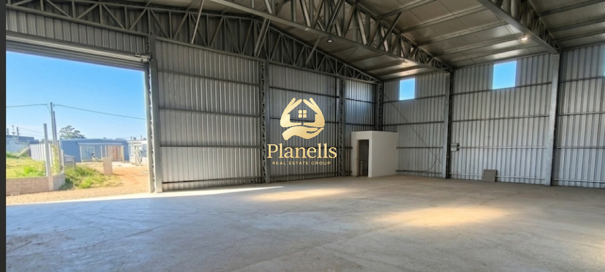 Local Comercial ID.4470 - LOCAL EN ARRENDAMIENTO EN 4 H 300M2  -2000 MIL DOLARES 