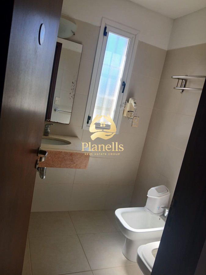 Apartamento ID.2079 - Alquiler invernal y temporada dos dormitorios planta baja frente al mar 