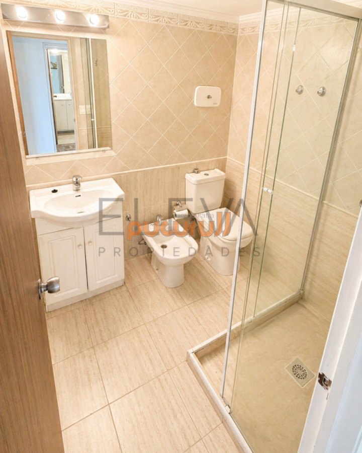 Apartamento ID.2873 - Apartamento Con Vista Doble Al Mar, En La Peninsula 1 Cuadra De Playa Brava, 4 De Playa Mansa 1 De Gorlero