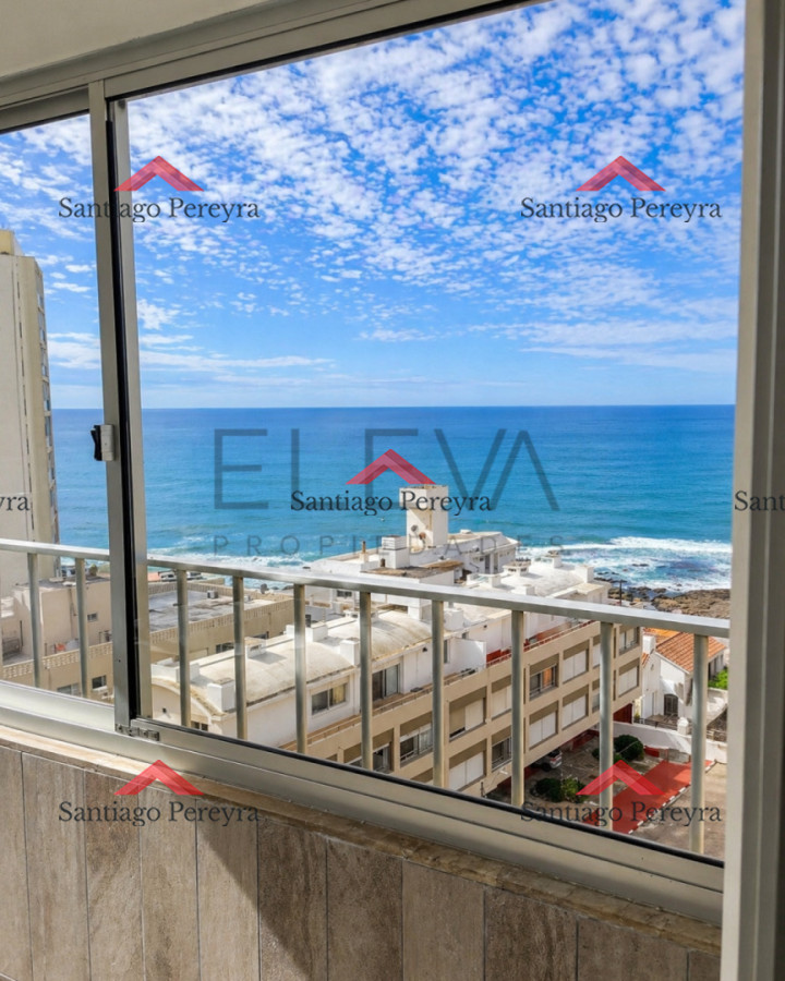 Apartamento ID.17109 - Apartamento Con Vista Doble Al Mar, En La Peninsula 1 Cuadra De Playa Brava, 4 De Playa Mansa 1 De Gorlero