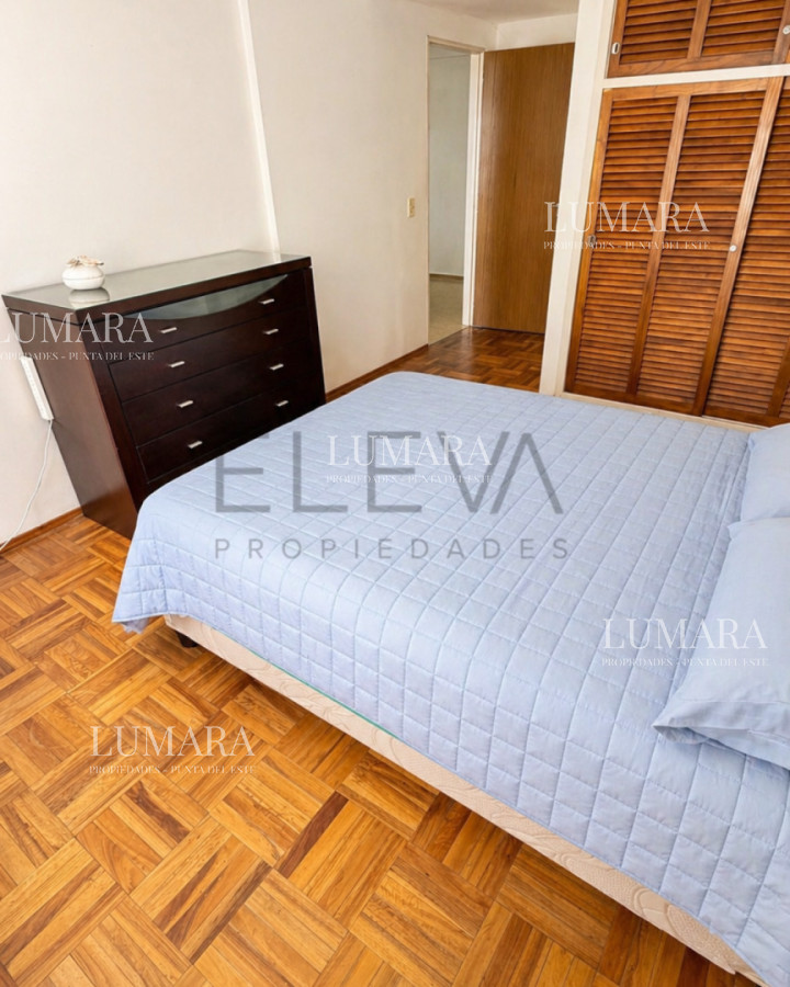 Apartamento ID.3679 - Apartamento Con Vista Doble Al Mar, En La Peninsula 1 Cuadra De Playa Brava, 4 De Playa Mansa 1 De Gorlero