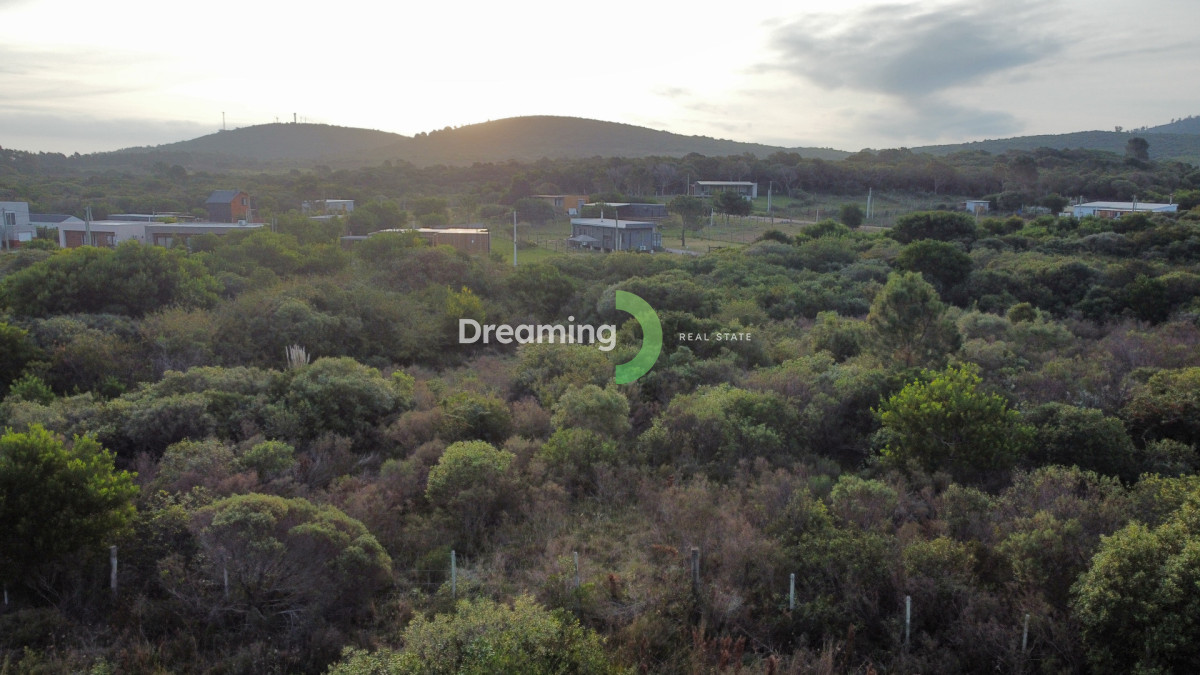 Terreno ID.9 - Venta Terreno en Punta Colorada con vista a los cerros, Piriápolis.