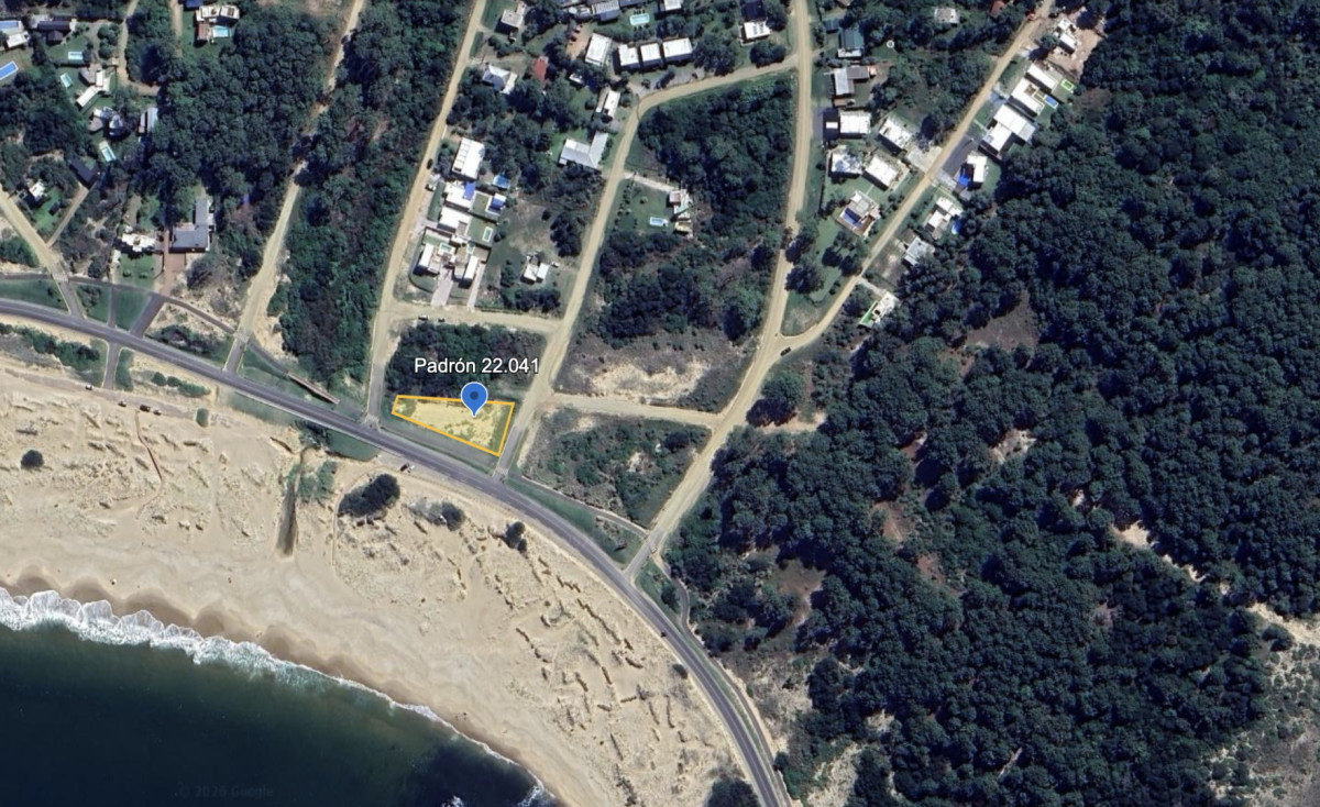 Terreno único frente al mar en Punta Colorada