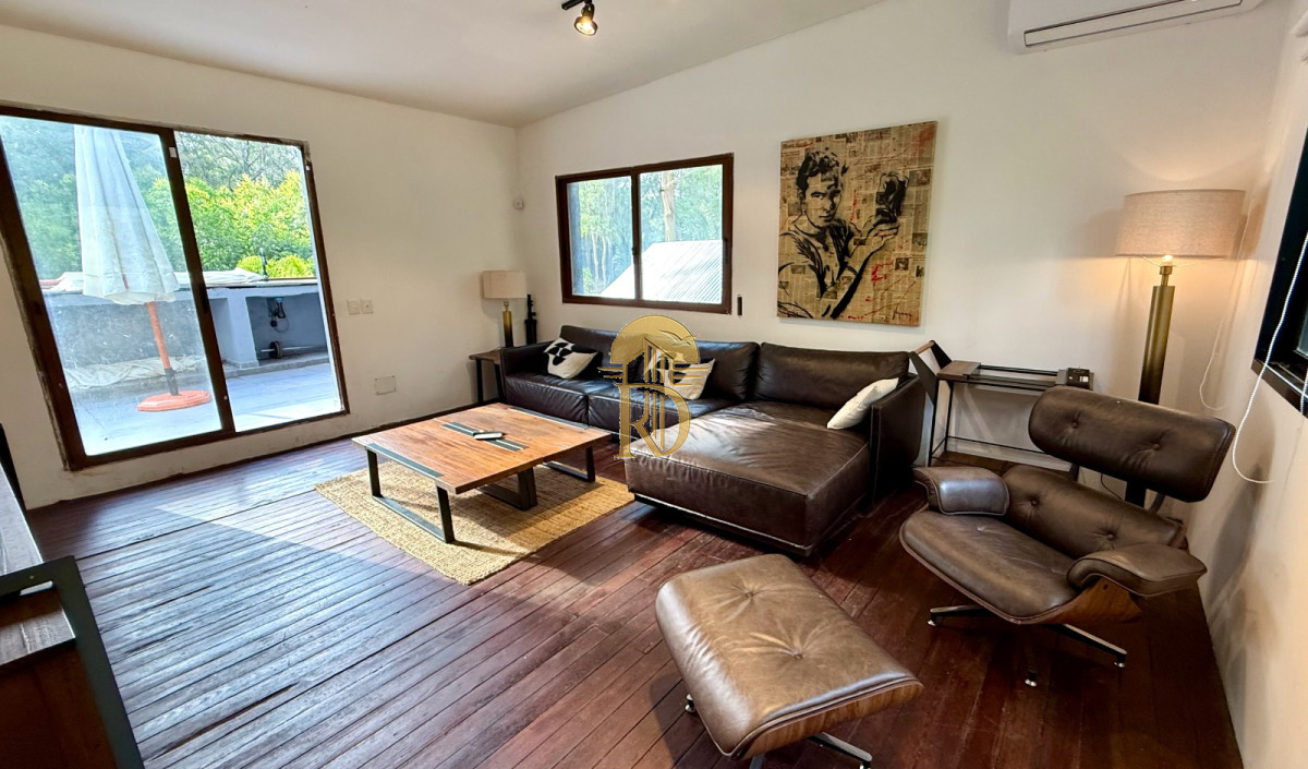 VENTA DE CASA EN PUNTA BALLENA CON TERRENO DE 4000M -id-967-6